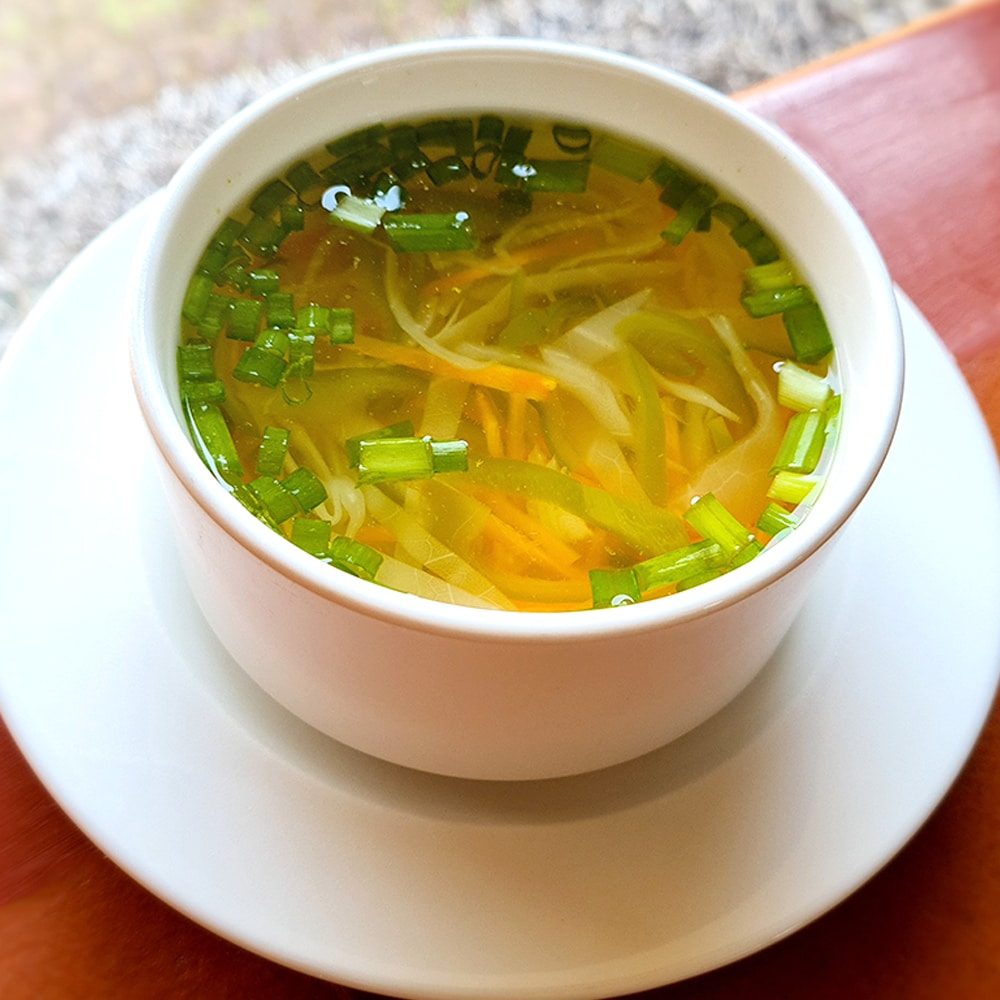 veg clears soup
